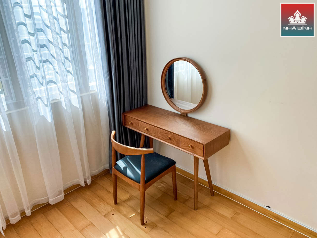 Bàn trang điểm gỗ Tần Bì