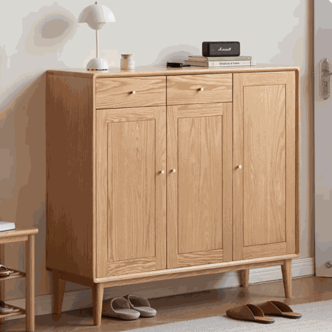 Tủ giày gỗ sồi (Oak) với tone màu đậm hơn không kém phần sang trọng, hiện đại