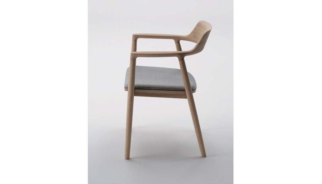 ghe-hiroshima-tua-cao-go-cao-su-cao-76-rong-57-sau-51-cm-23536