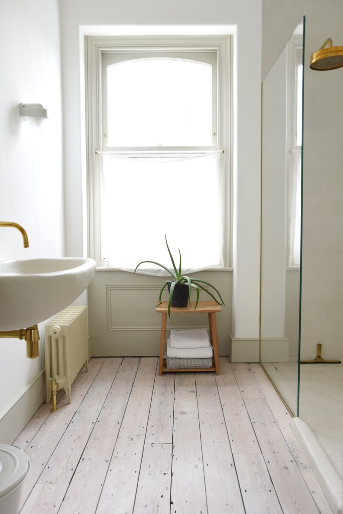 ban-goc-sofa-go-soi-cao-45-ngang-43-rong-34-cm-24288