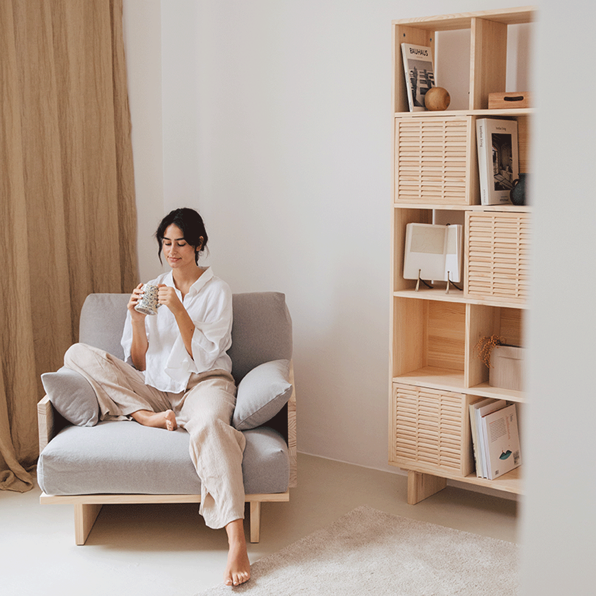 ghe-thu-gian-go-thong-cao-75-ngang-94-5-rong-91-5-cm-24531